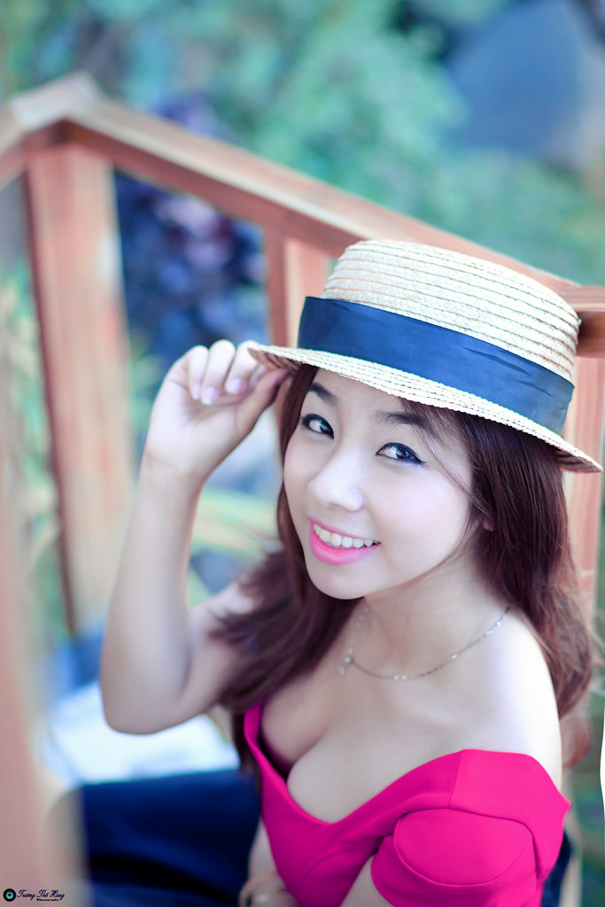 女大學(xué)生的美發(fā)室