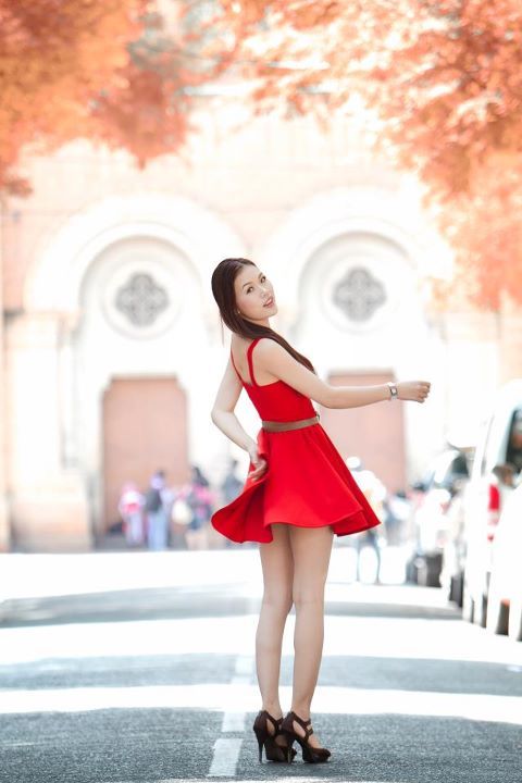 女女互相吮乳gl