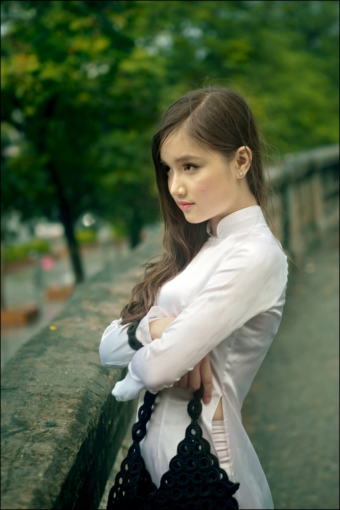 金梅瓶理倫免費大片