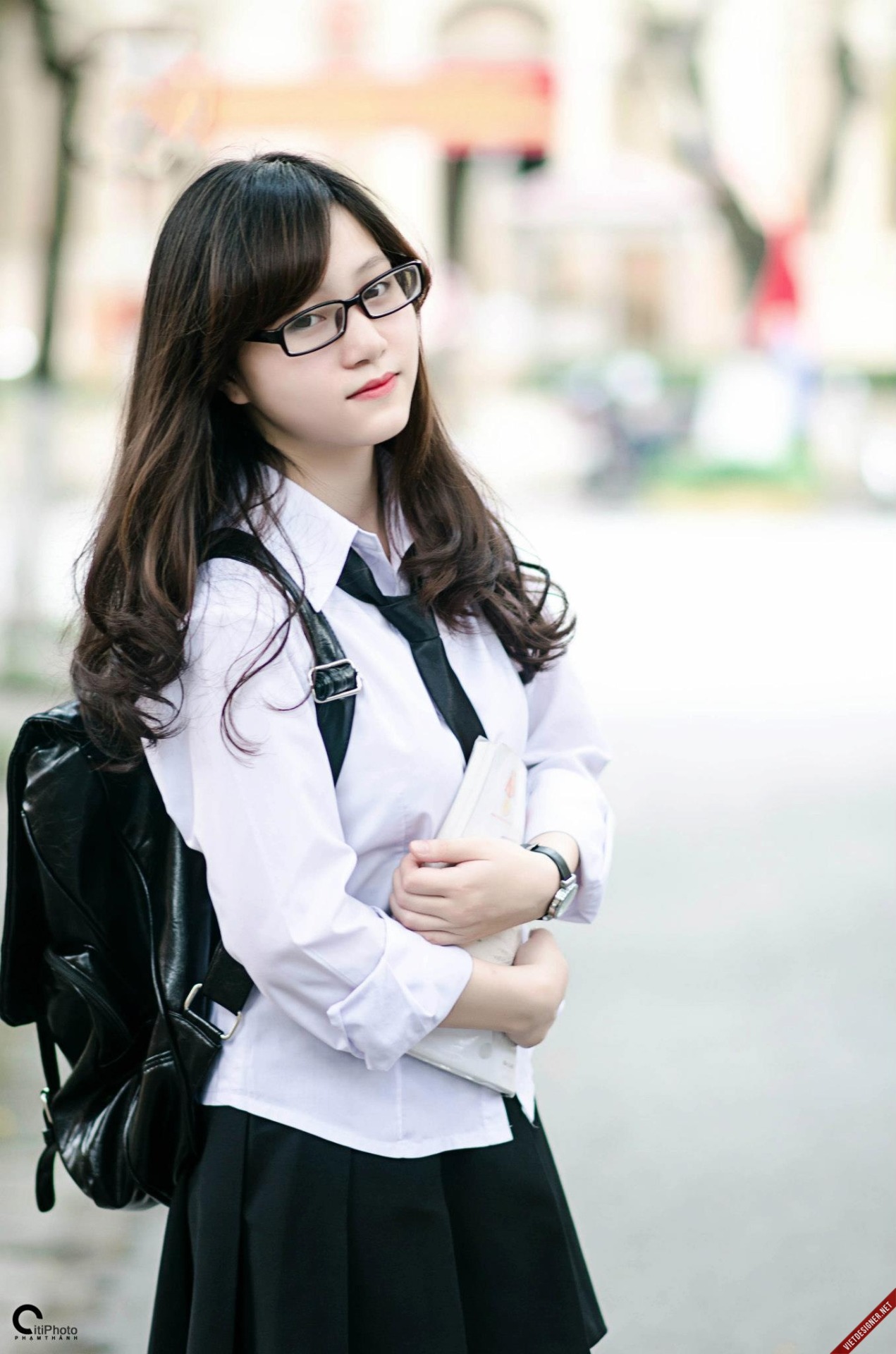澤井芽衣女教師av片