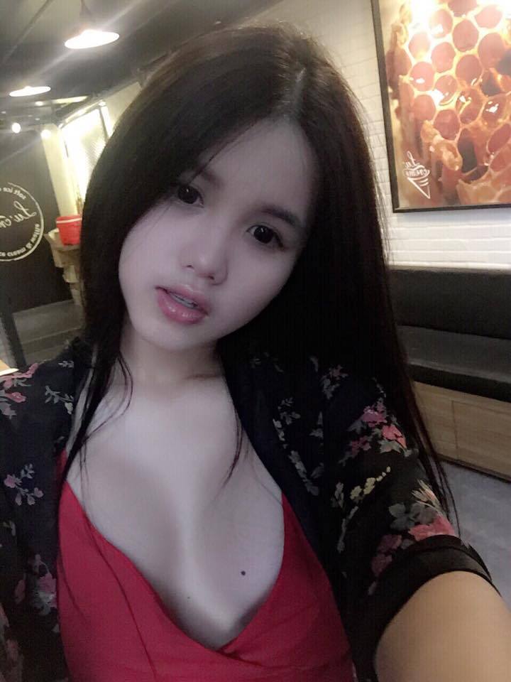我們不是親兄妹overlord第一集在線觀看