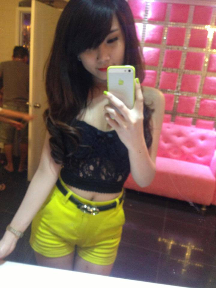李麗珍不扣鈕的女孩